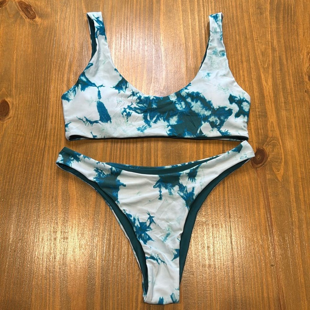 Zaful blue green muted tie dye Set size 6 Medium NWOT buttery soft fabric